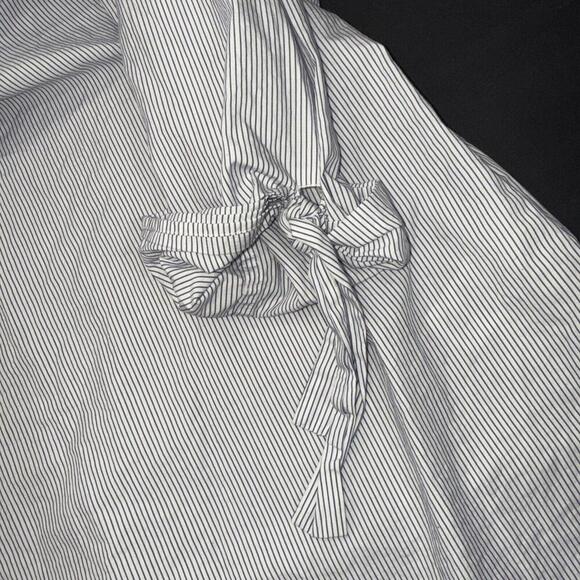 Babaton Aritzia Cold Shoulder Blue Stripe Preppy Quiet Luxury Designer Blouse M - Picture 8 of 14